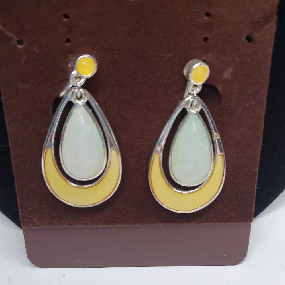 Vintage Liz Claiborne Silver Toned and Yellow Teardrop Clip Earrings